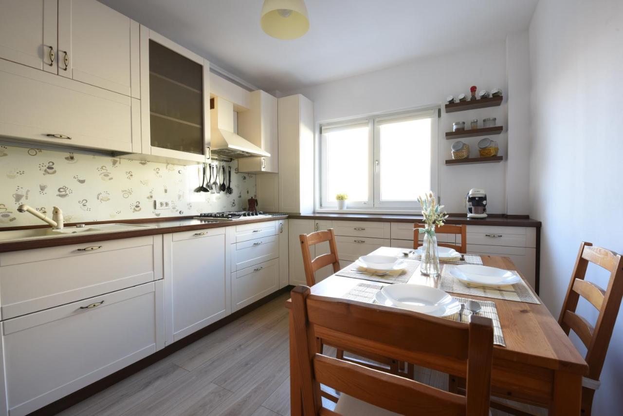 Ketal Apartment Braşov Eksteriør bilde
